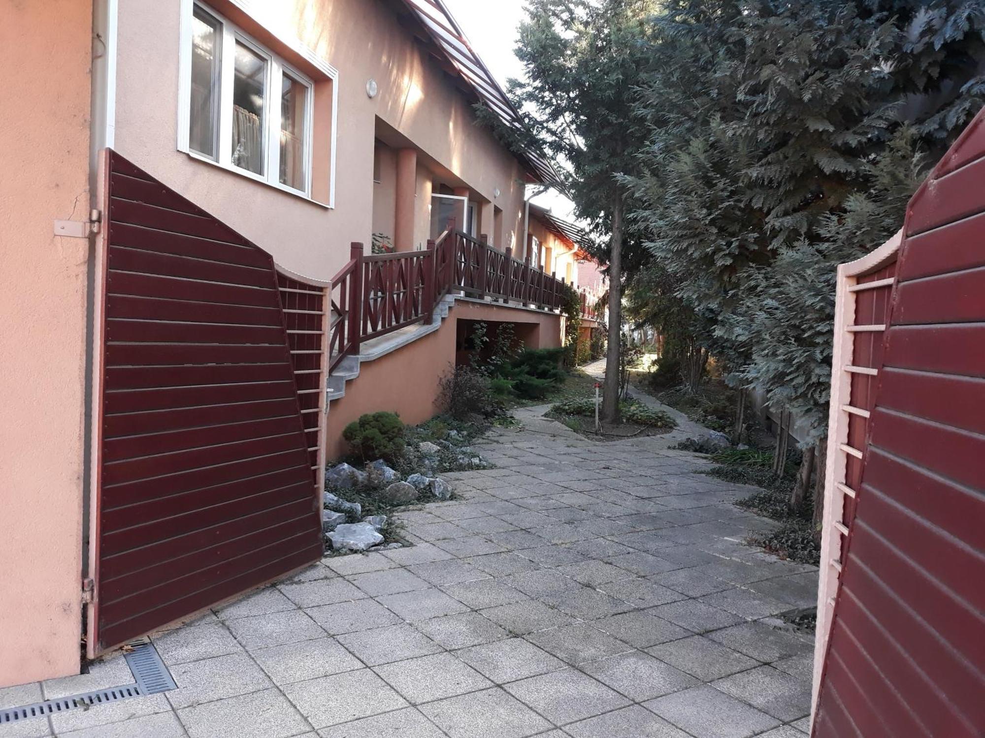 Kenezy Lux Apartman Vendeghaz Hajdúszoboszló Exteriér fotografie